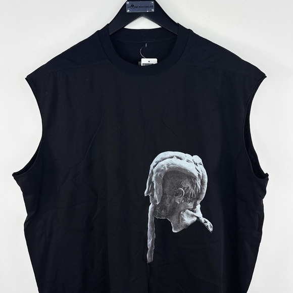 Rick Owens Black Sleeveless Printed T-Shirt - Picture 3 of 8